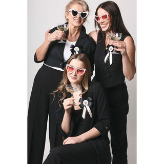 Heart-shaped Glasses with Pearls, pink