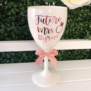 Personalised White Gin Glass - Bride to Be