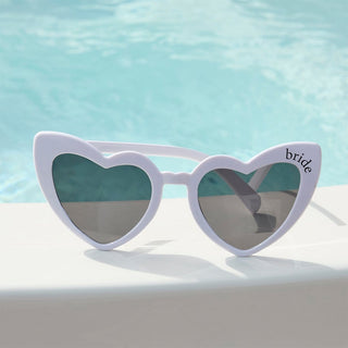 White Bride Heart Glasses - Pack of 1